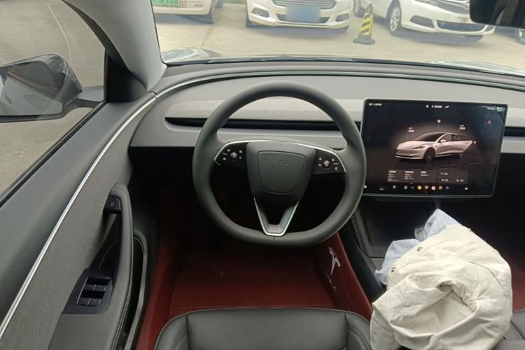 Used Tesla Model 3 2023 Rear-Wheel-Drive Version Steering Wheel