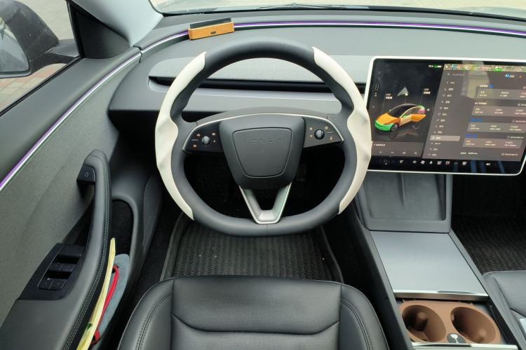 Used Tesla Model 3 2023 Rear-Wheel-Drive Version Steering Wheel