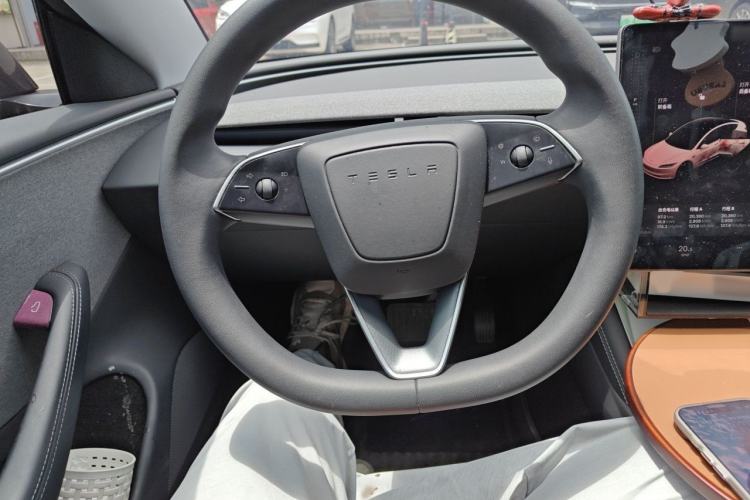 Used Tesla Model 3 2023 Rear-Wheel-Drive Version Steering Wheel