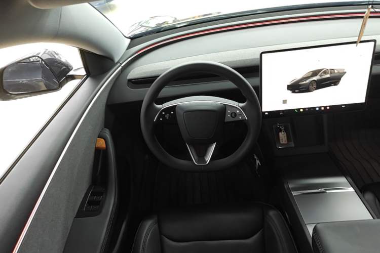 Used Tesla Model 3 2023 Rear-Wheel-Drive Version Steering Wheel