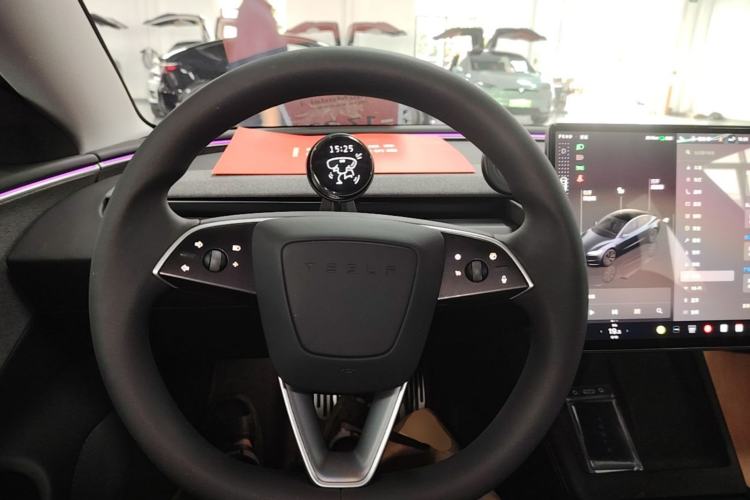 Used Tesla Model 3 2023 Rear-Wheel-Drive Version Steering Wheel