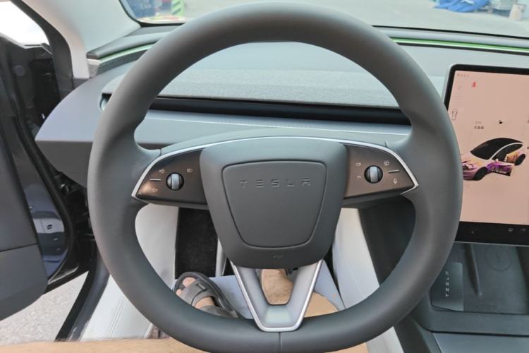 Used Tesla Model 3 2023 Rear-Wheel-Drive Version Steering Wheel