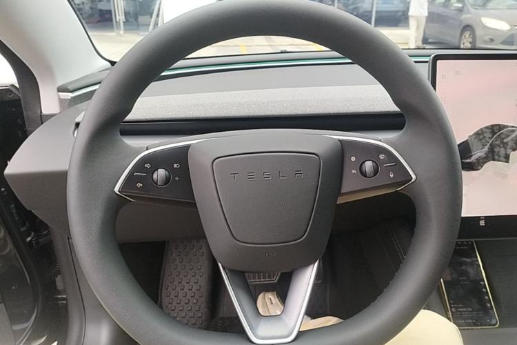 Used Tesla Model 3 2023 Rear-Wheel-Drive Version Steering Wheel