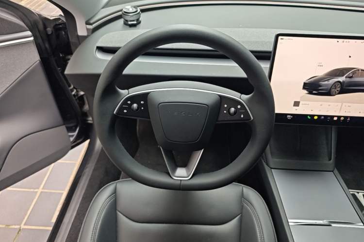 Used Tesla Model 3 2023 Rear-Wheel-Drive Version Steering Wheel