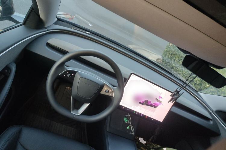 Used Tesla Model 3 2023 Rear-Wheel-Drive Version Steering Wheel