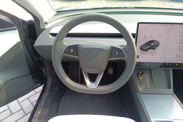 Used Tesla Model 3 2023 Rear-Wheel-Drive Version Steering Wheel