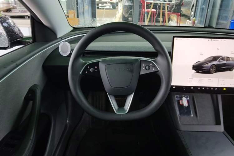 Used Tesla Model 3 2023 Rear-Wheel-Drive Version Steering Wheel
