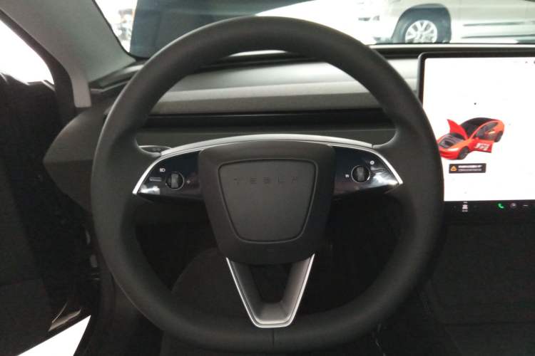 Used Tesla Model 3 2023 Long-Range All-Wheel-Drive Version Steering Wheel