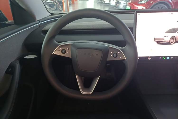 Used Tesla Model 3 2023 Rear-Wheel-Drive Version Steering Wheel