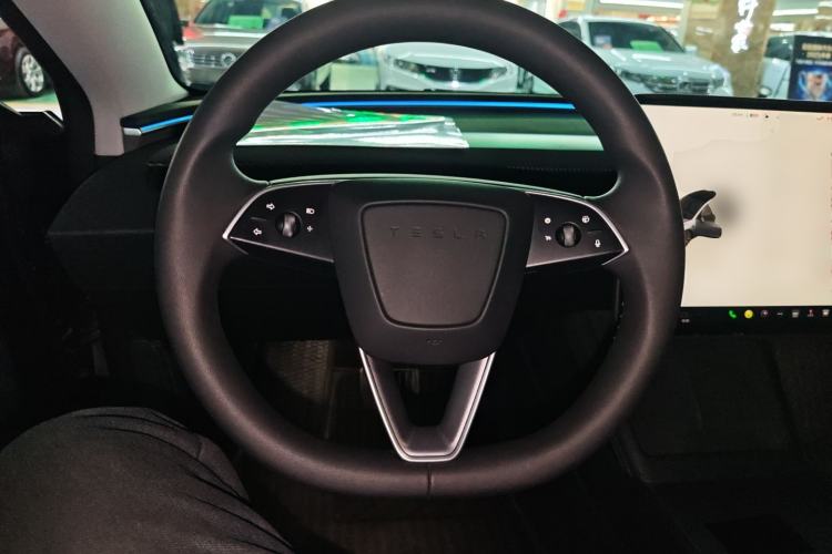 Used Tesla Model 3 2023 Rear-Wheel-Drive Version Steering Wheel