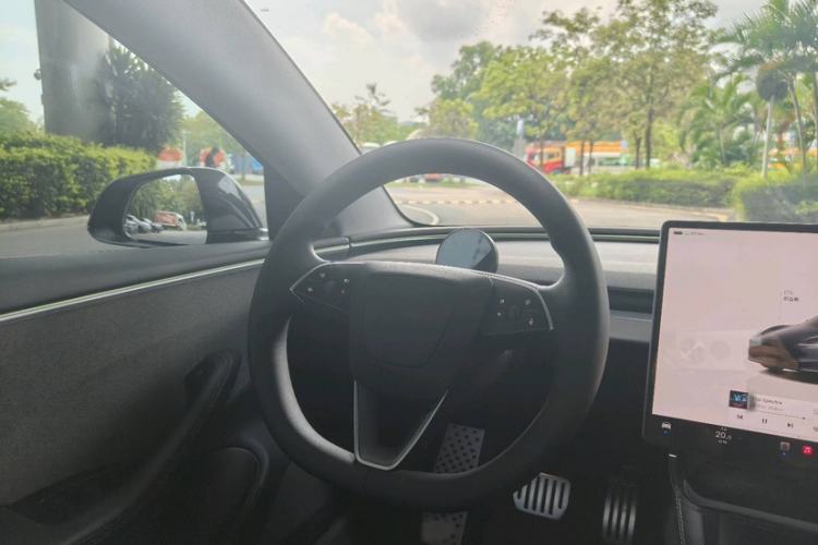 Used Tesla Model 3 2023 Rear-Wheel-Drive Version Steering Wheel