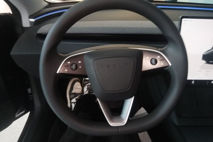 Used Tesla Model 3 2023 Rear-Wheel-Drive Version Steering Wheel