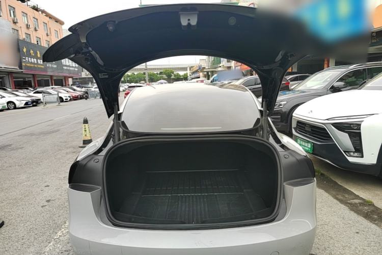 Used Tesla Model 3 2023 Long-Range All-Wheel-Drive Version Trunk