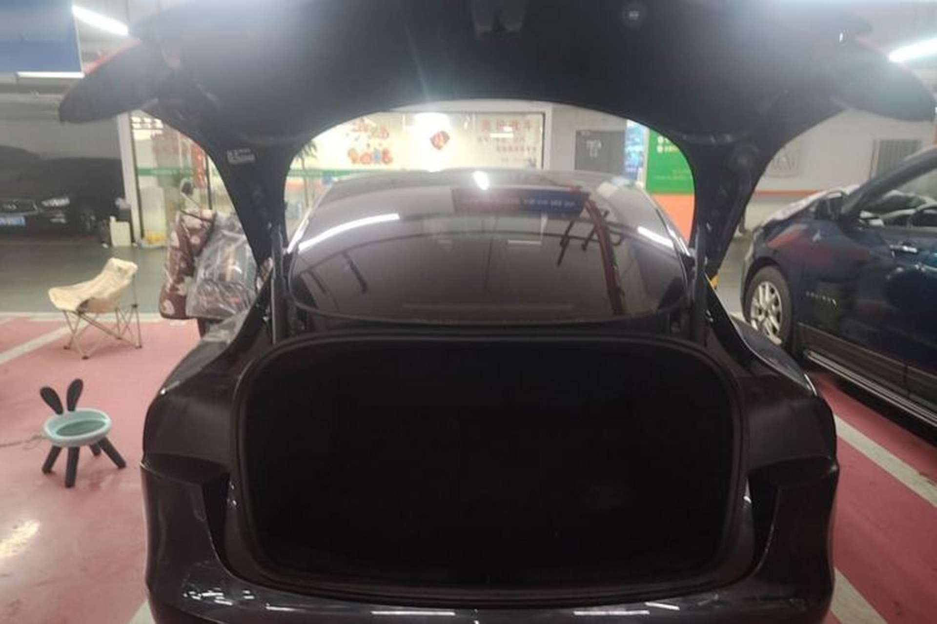 Used Tesla Model 3 2023 Rear-Wheel-Drive Version Trunk