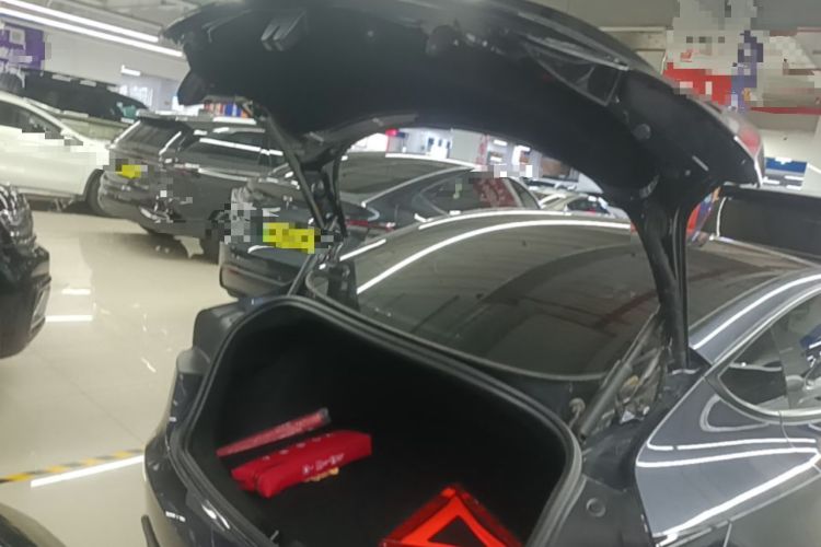 Used Tesla Model 3 2023 Rear-Wheel-Drive Version Trunk