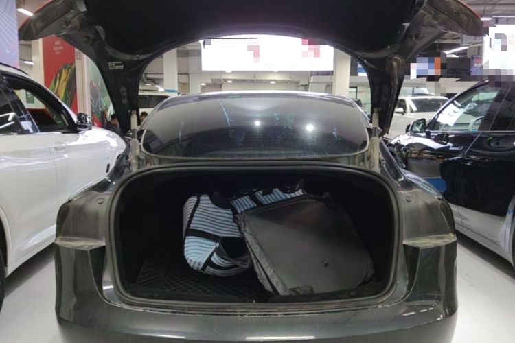 Used Tesla Model 3 2023 Rear-Wheel-Drive Version Trunk