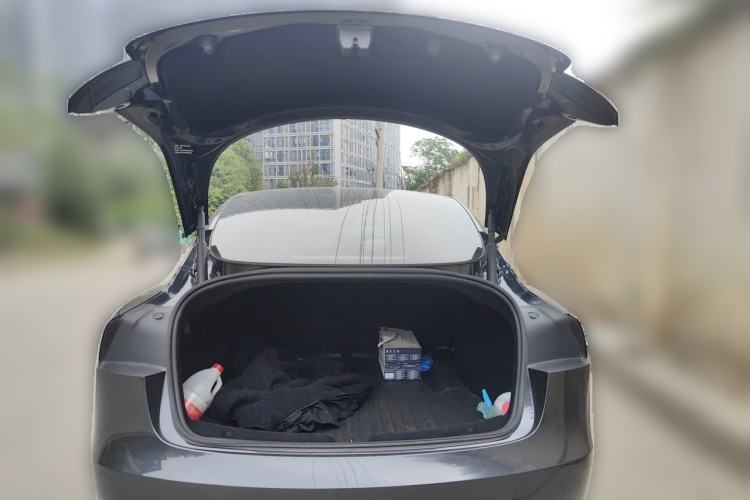 Used Tesla Model 3 2023 Rear-Wheel-Drive Version Trunk