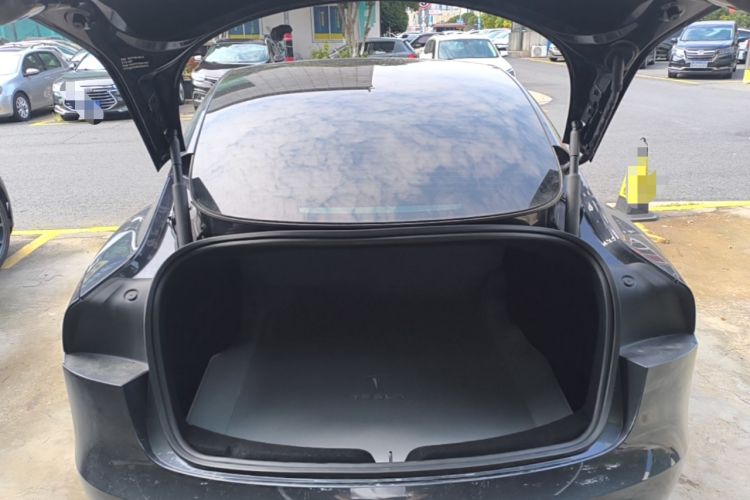 Used Tesla Model 3 2023 Rear-Wheel-Drive Version Trunk