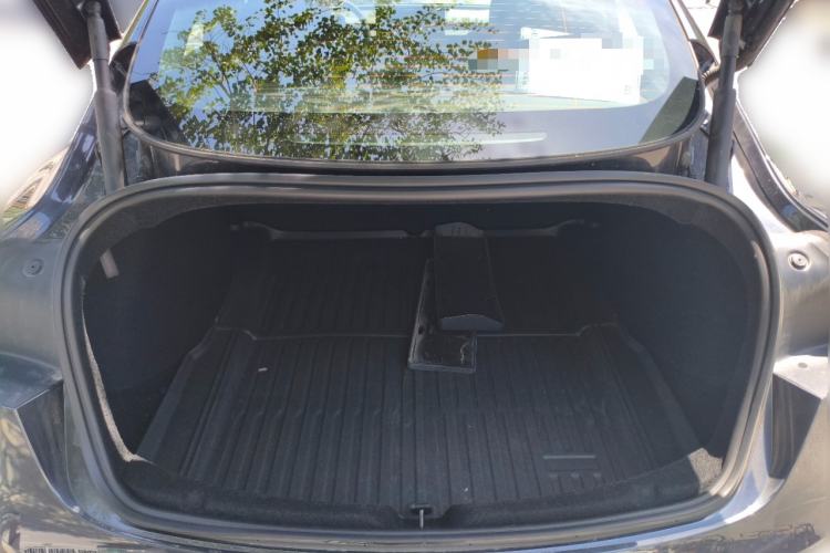 Used Tesla Model 3 2023 Rear-Wheel-Drive Version Trunk