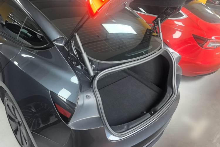 Used Tesla Model 3 2023 Rear-Wheel-Drive Version Trunk