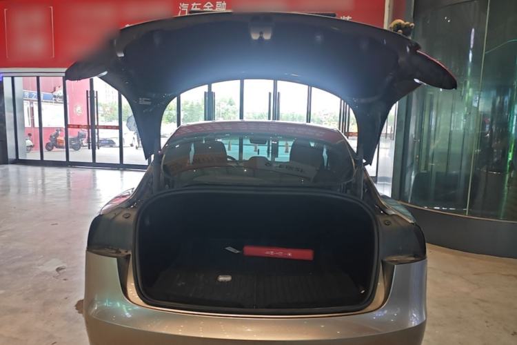 Used Tesla Model 3 2023 Rear-Wheel-Drive Version Trunk