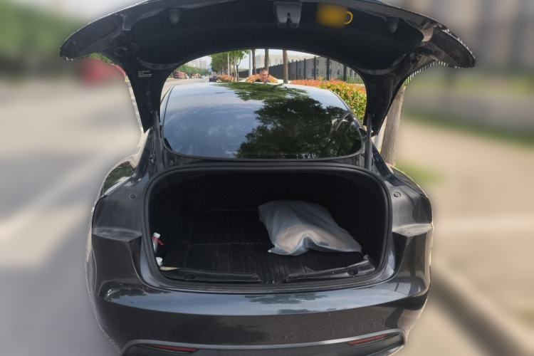 Used Tesla Model 3 2023 Rear-Wheel-Drive Version Trunk