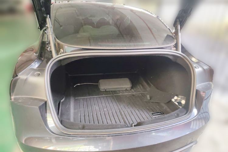 Used Tesla Model 3 2023 Long-Range All-Wheel-Drive Version Trunk