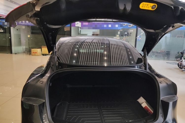 Used Tesla Model 3 2023 Rear-Wheel-Drive Version Trunk