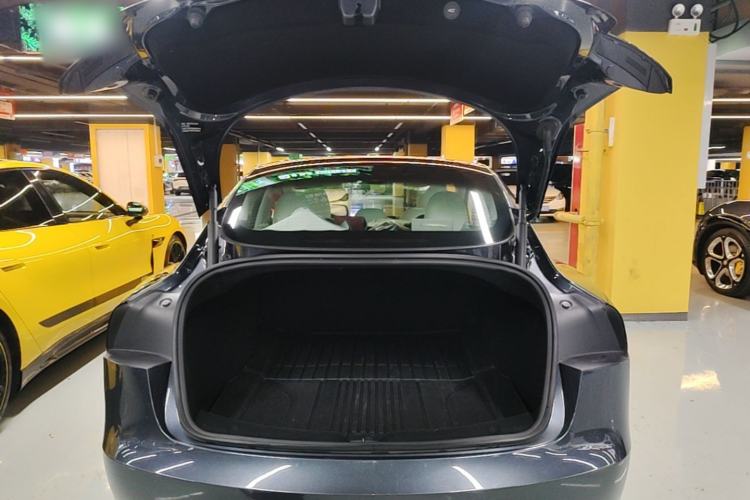 Used Tesla Model 3 2023 Rear-Wheel-Drive Version Trunk