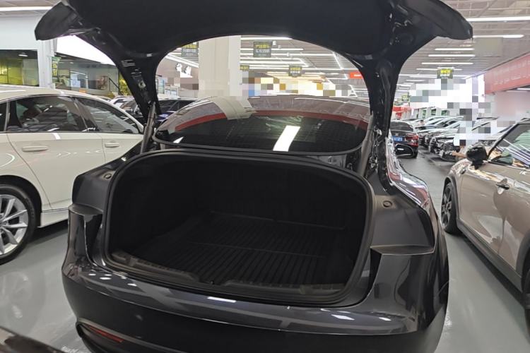 Used Tesla Model 3 2023 Rear-Wheel-Drive Version Trunk