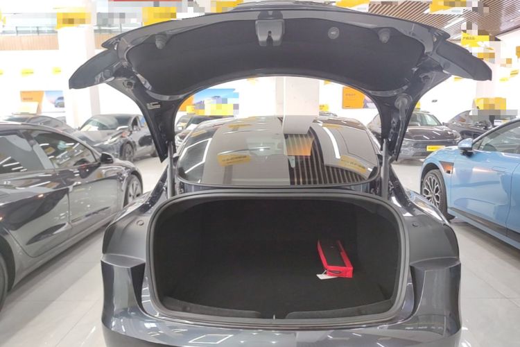 Used Tesla Model 3 2023 Rear-Wheel-Drive Version Trunk