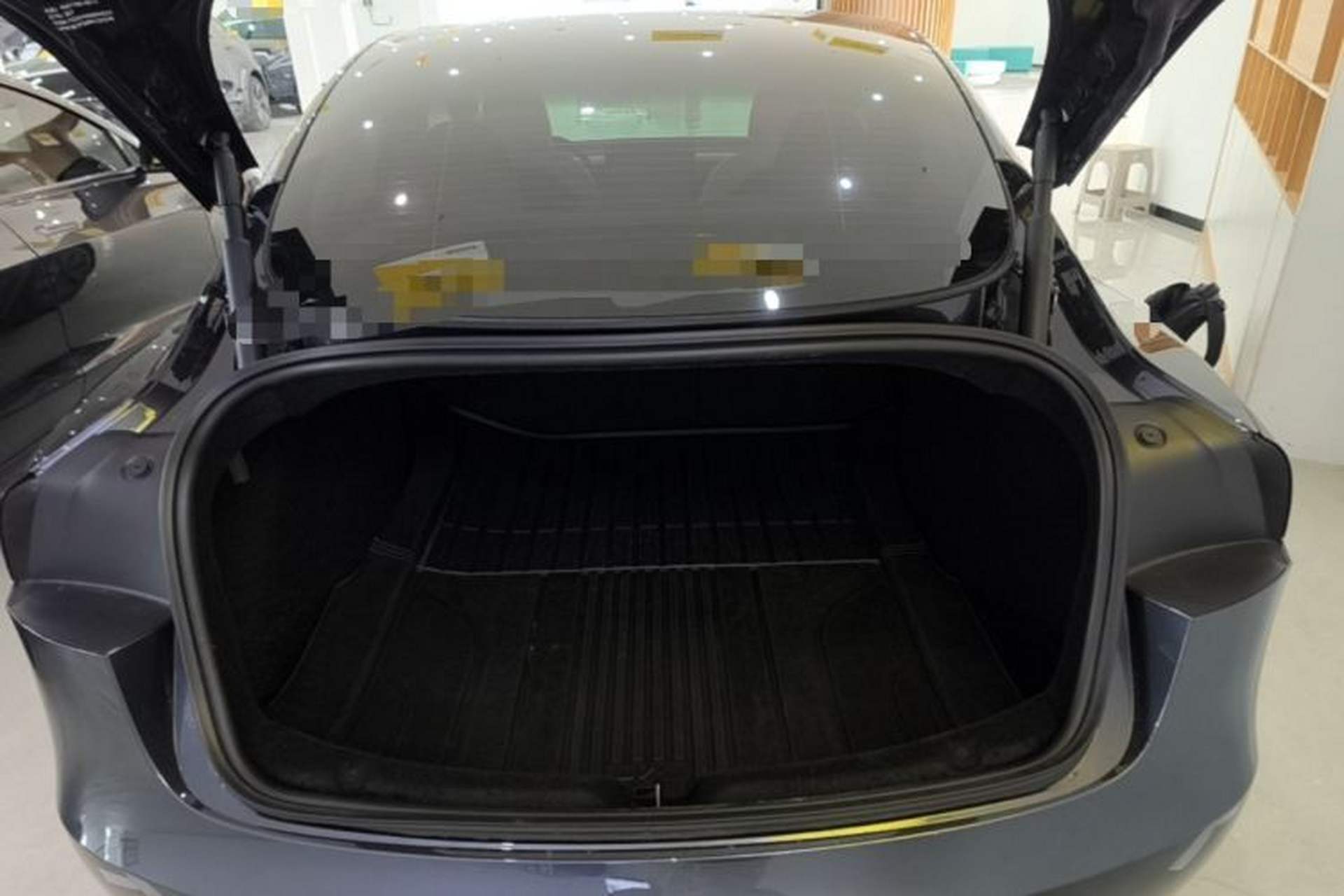 Used Tesla Model 3 2023 Rear-Wheel-Drive Version Trunk