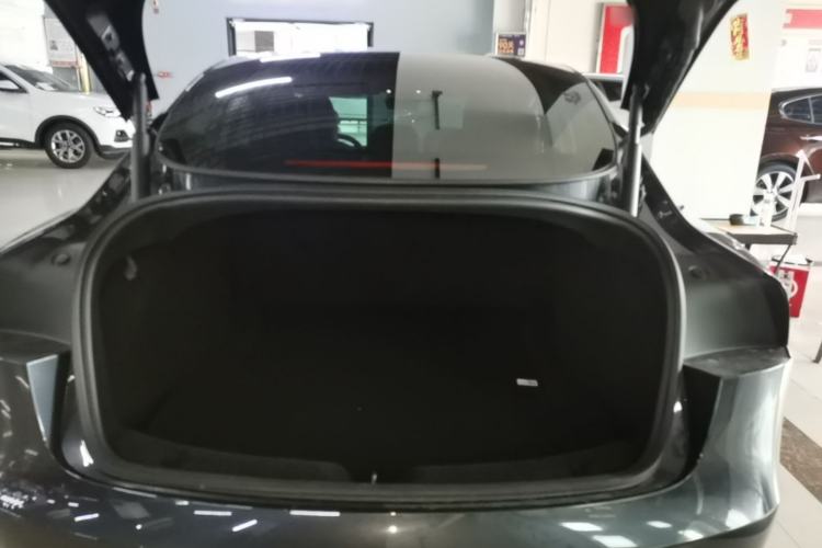 Used Tesla Model 3 2023 Rear-Wheel-Drive Version Trunk