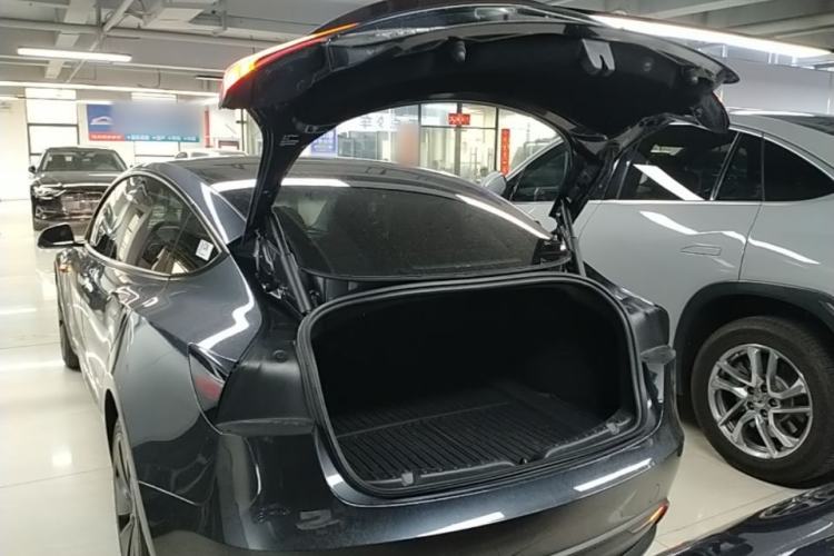 Used Tesla Model 3 2023 Rear-Wheel-Drive Version Trunk