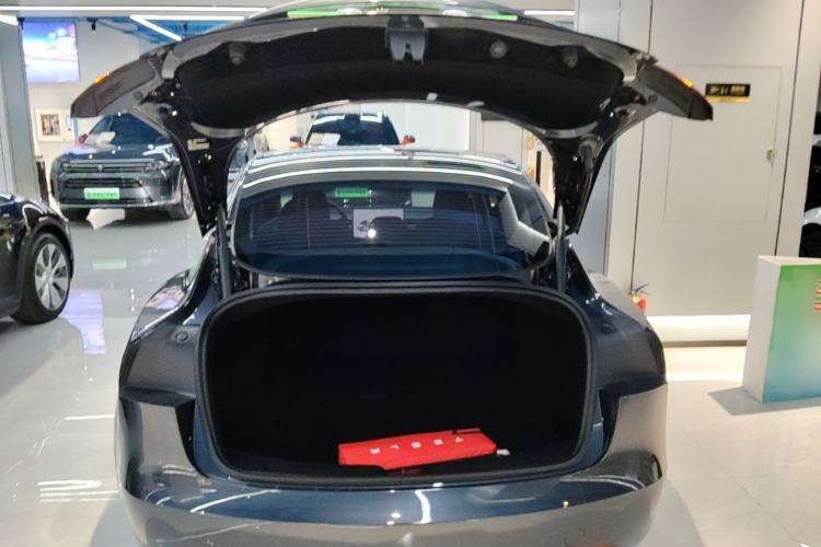 Used Tesla Model 3 2023 Rear-Wheel-Drive Version Trunk