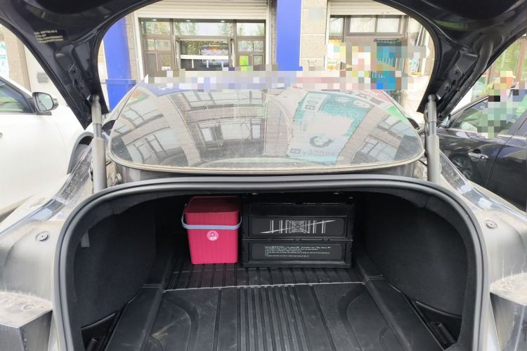 Used Tesla Model 3 2023 Rear-Wheel-Drive Version Trunk