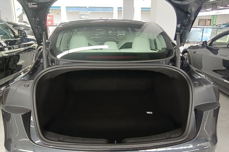 Used Tesla Model 3 2023 Rear-Wheel-Drive Version Trunk