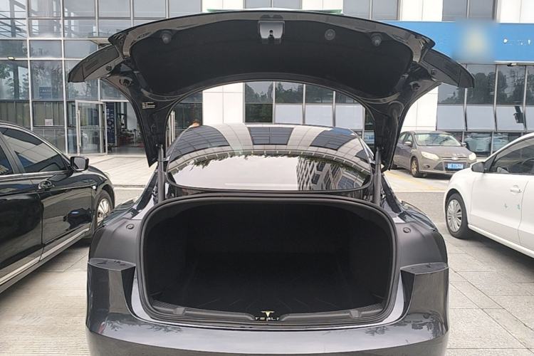 Used Tesla Model 3 2023 Rear-Wheel-Drive Version Trunk