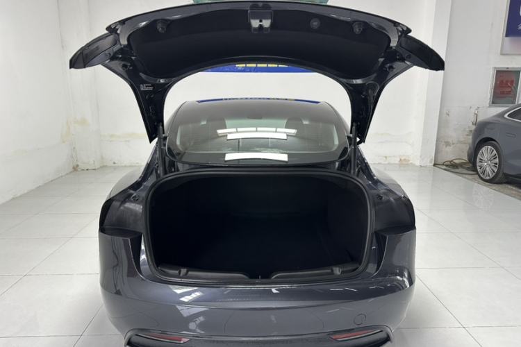 Used Tesla Model 3 2023 Rear-Wheel-Drive Version Trunk