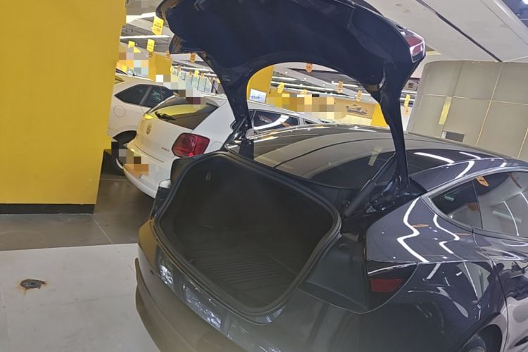 Used Tesla Model 3 2023 Rear-Wheel-Drive Version Trunk
