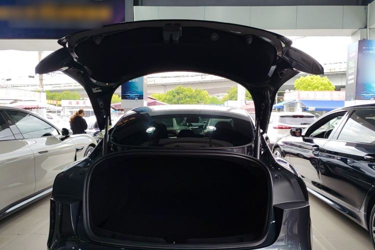 Used Tesla Model 3 2023 Rear-Wheel-Drive Version Trunk
