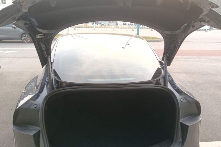 Used Tesla Model 3 2023 Rear-Wheel-Drive Version Trunk