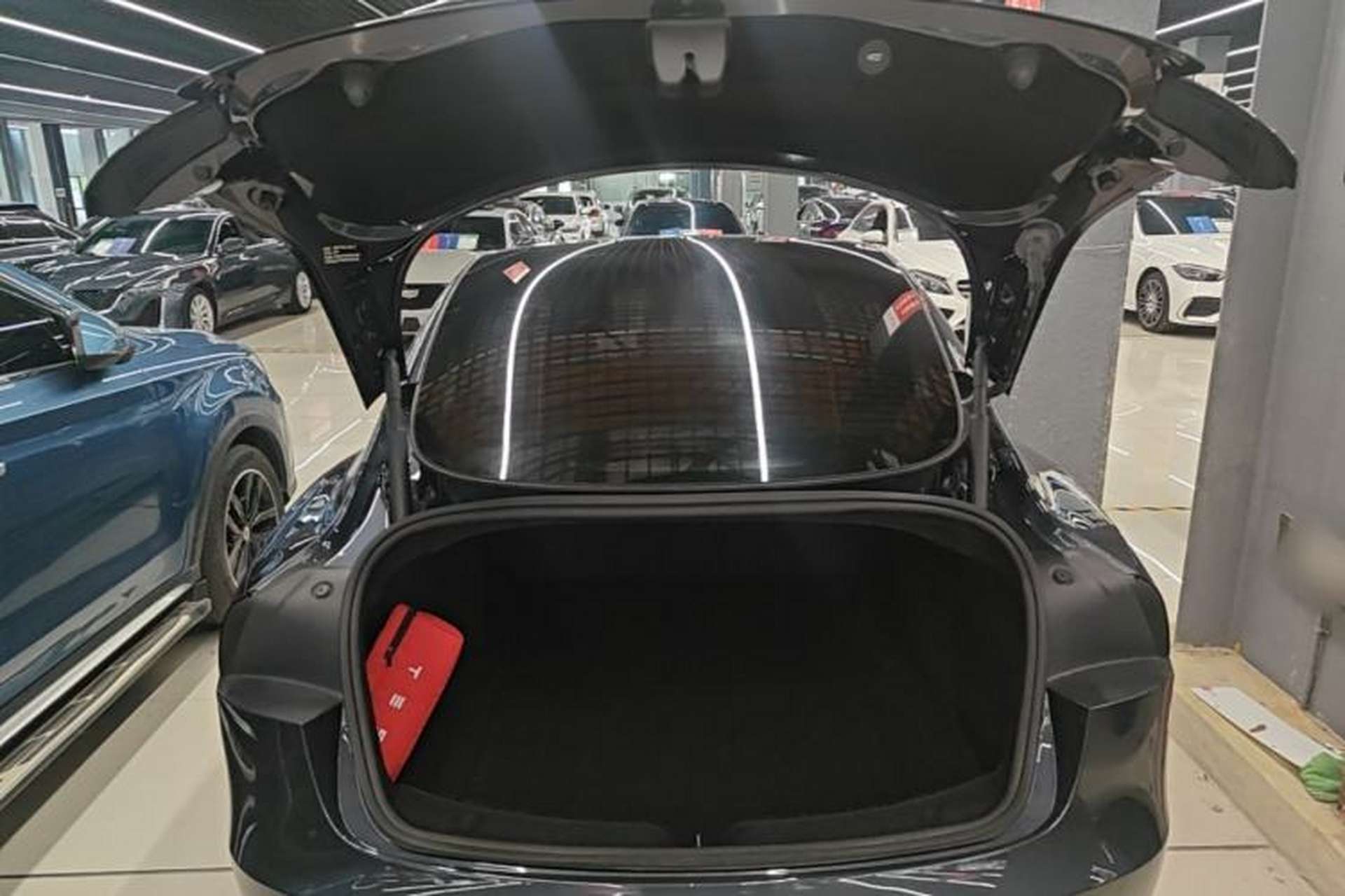 Used Tesla Model 3 2023 Rear-Wheel-Drive Version Trunk