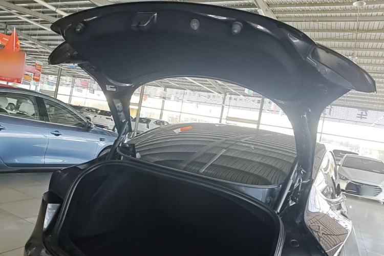 Used Tesla Model 3 2023 Rear-Wheel-Drive Version Trunk