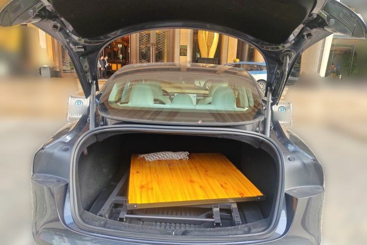 Used Tesla Model 3 2023 Rear-Wheel-Drive Version Trunk