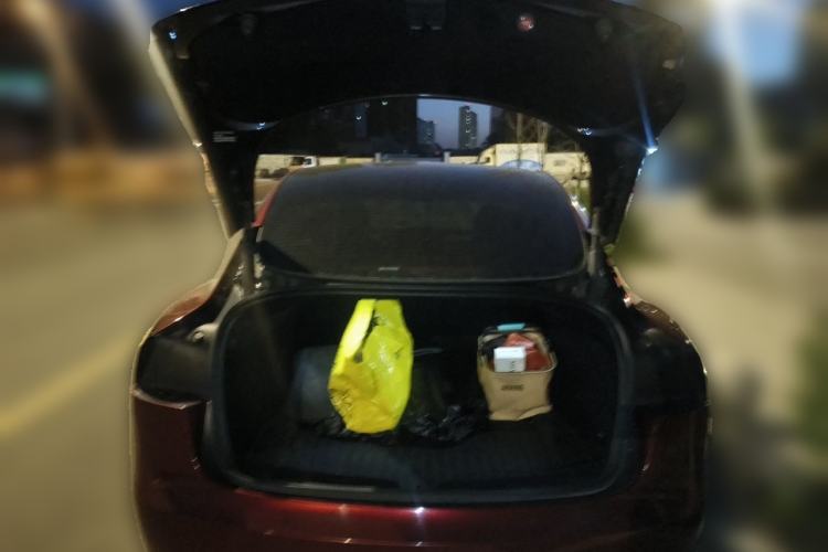 Used Tesla Model 3 2023 Long-Range All-Wheel-Drive Version Trunk