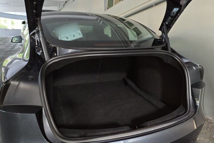 Used Tesla Model 3 2023 Rear-Wheel-Drive Version Trunk