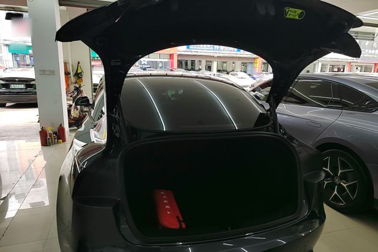Used Tesla Model 3 2023 Rear-Wheel-Drive Version Trunk