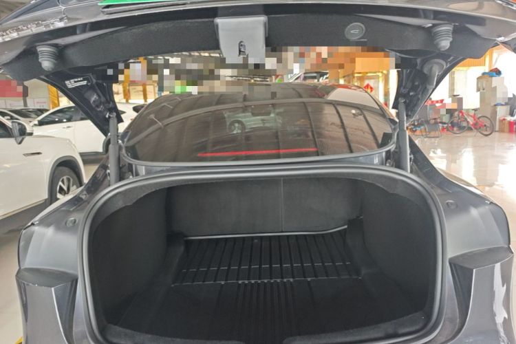 Used Tesla Model 3 2023 Rear-Wheel-Drive Version Trunk