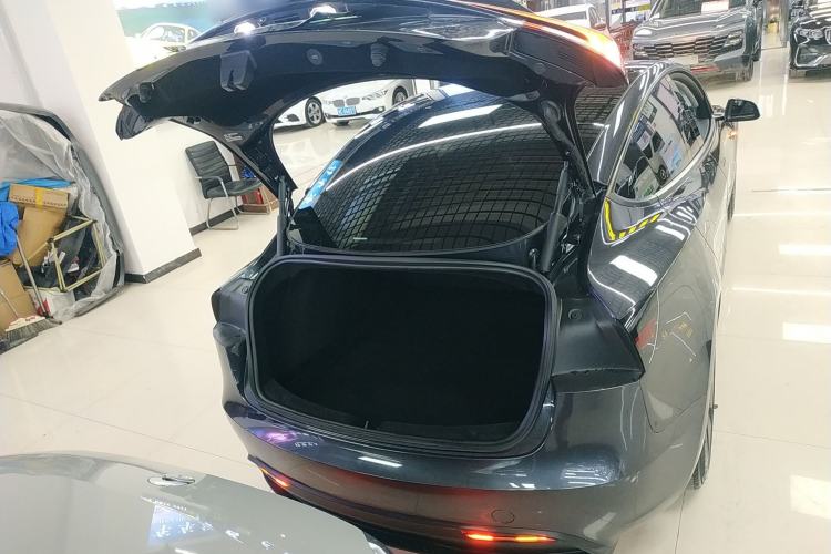 Used Tesla Model 3 2023 Rear-Wheel-Drive Version Trunk